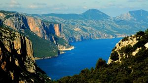 S'incontru - esplorazioni speleosubacquee in Codula di Luna 